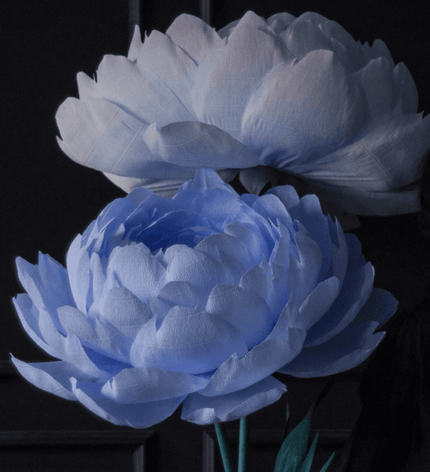 Standing Paper Flower – One Paper Flower on the metal base